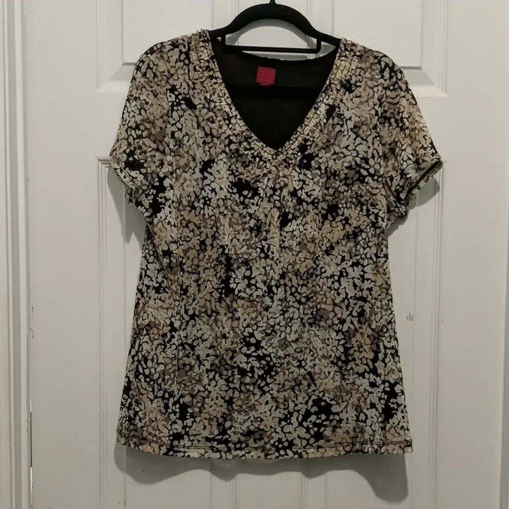212 Collection brown black print top Sz L NWOT